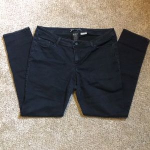 Black jeggings from Torrid